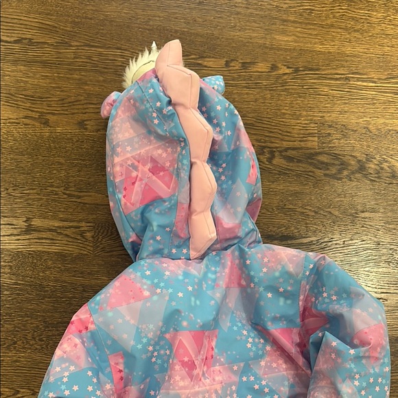 Colorful Kids' Snowsuit with Heart Accents - Picture 7 of 12